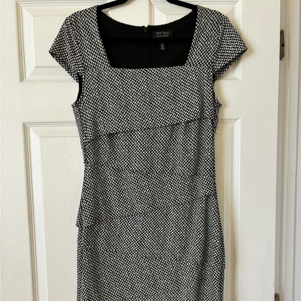White House Black Market Instantly Sliming Black/ White Houndstooth Dress
